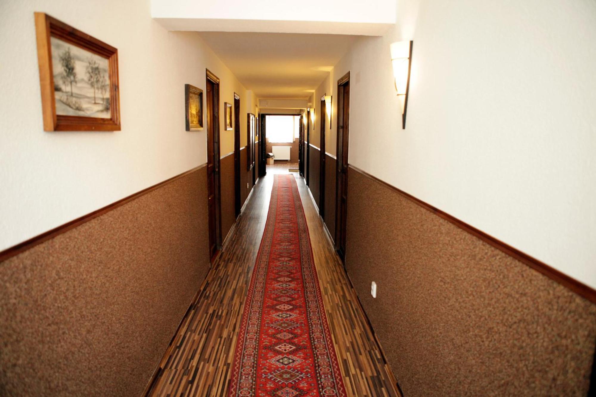 Motel M Malacky Exterior foto