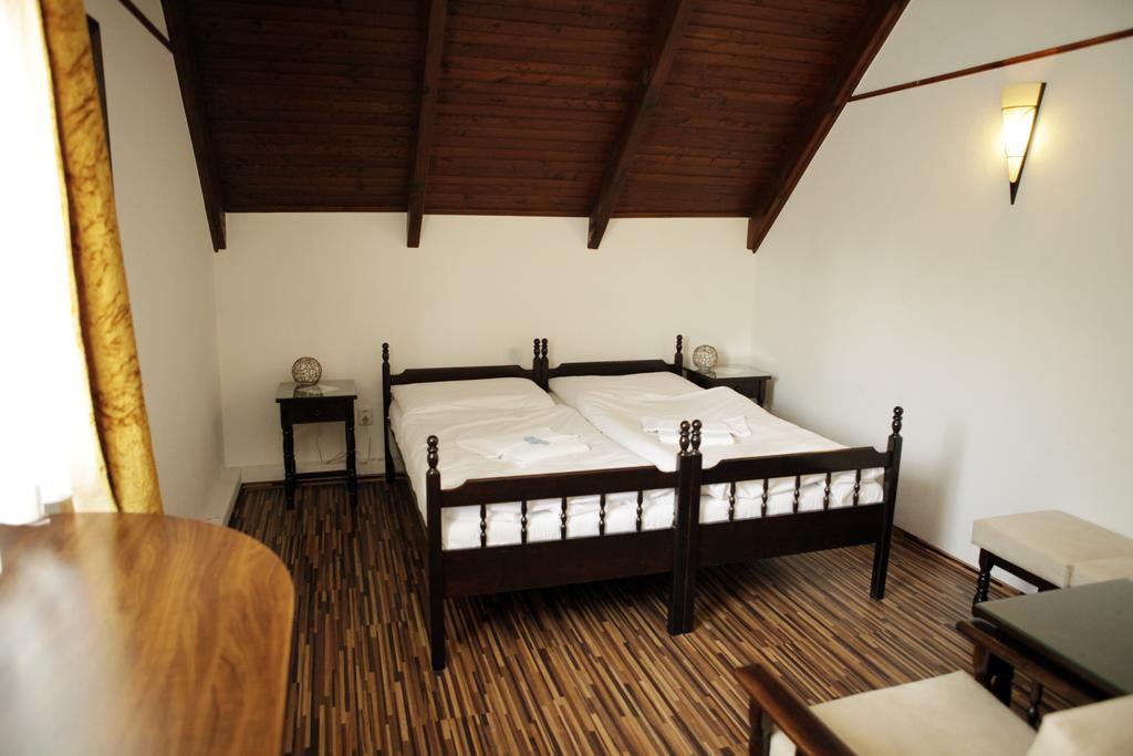 Motel M Malacky Quarto foto
